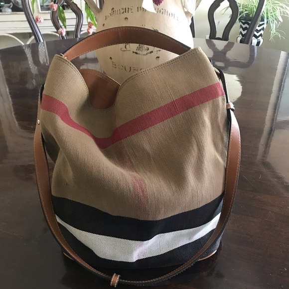 Burberry Handbags - Canvas tote bag